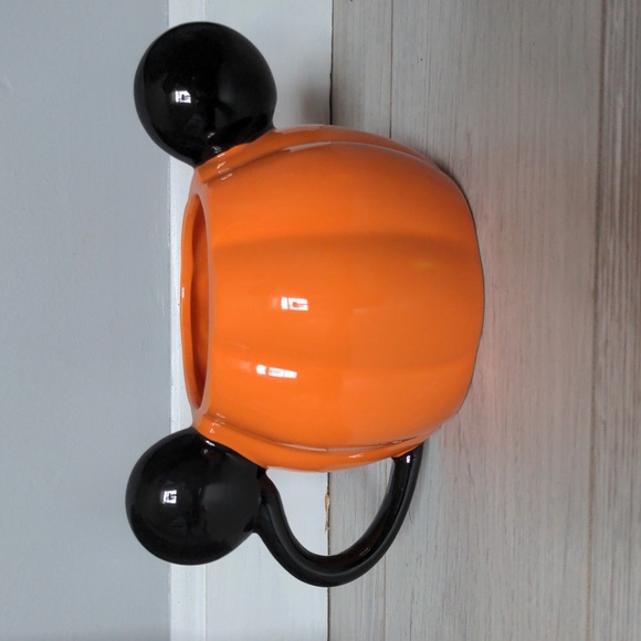 Mickey Mouse Pumpkin Mug - Picture 2 of 2